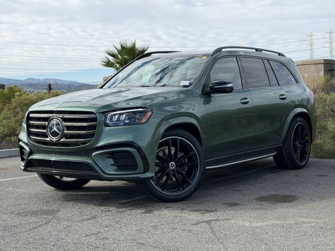 New 2026 Mercedes-Benz GLS 450 4MATIC image 2