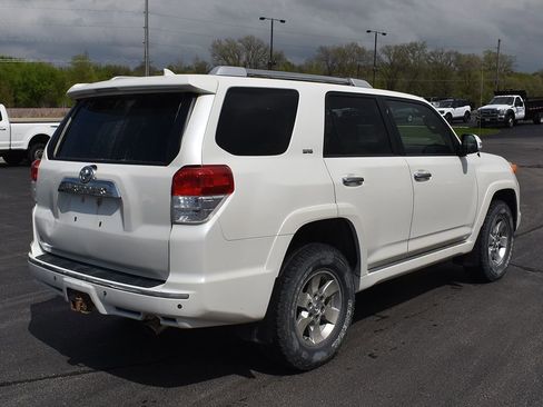 Used 2012 Toyota 4Runner SR5 w/ Convenience Pkg AWD/4WD image 7