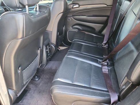 Used 2019 Jeep Grand Cherokee High Altitude AWD/4WD image 9