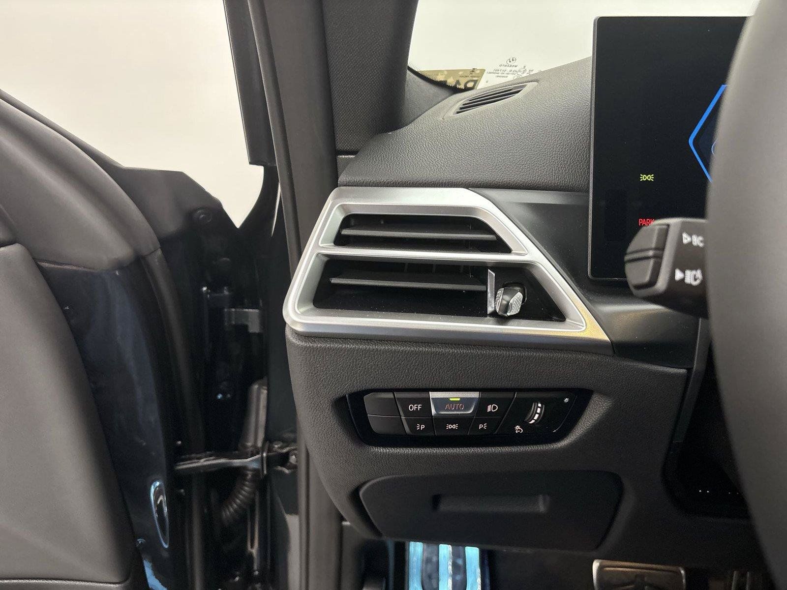 New 2027 BMW M4 xDrive Competition AWD/4WD image 31
