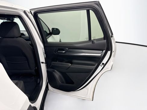 Used 2025 GMC Terrain Elevation AWD/4WD image 30