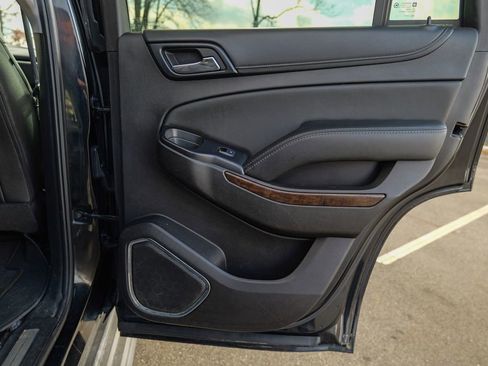 Used 2016 Chevrolet Tahoe LT image 32