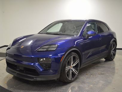 New 2025 Porsche Macan 4S Electric