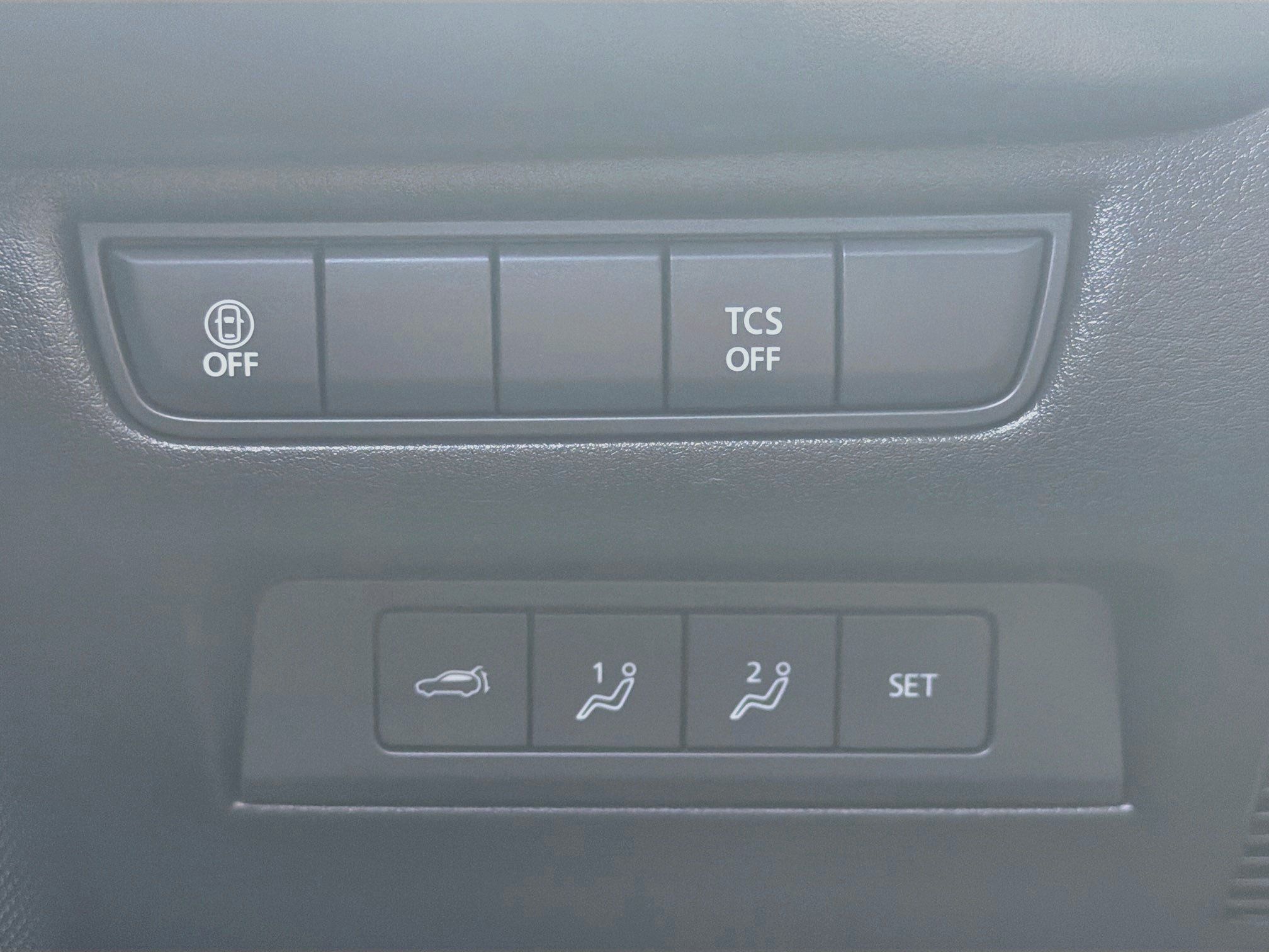Used 2025 MAZDA CX-50 AWD 2.5 S w/ Premium Plus Pkg image 17