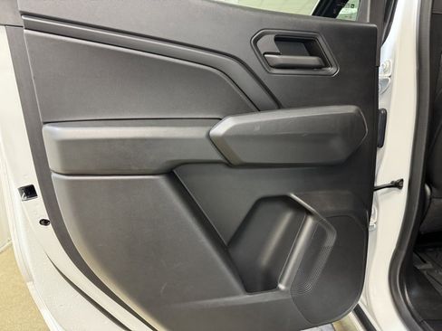 Used 2024 Chevrolet Colorado Trail Boss w/ Advanced Trailering Package image 16