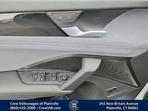 New 2026 Volkswagen Tiguan SE R-Line image 26