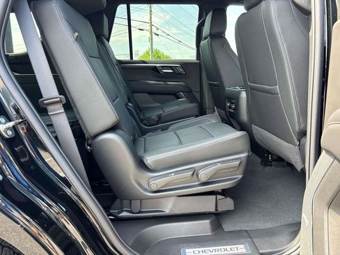Used 2026 Chevrolet Tahoe Z71 w/ Comfort Package AWD/4WD image 20