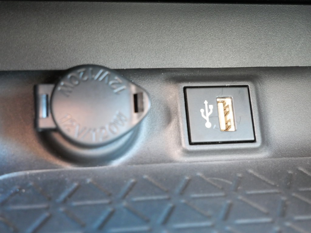 Certified 2023 Toyota RAV4 XLE Premium AWD/4WD image 30