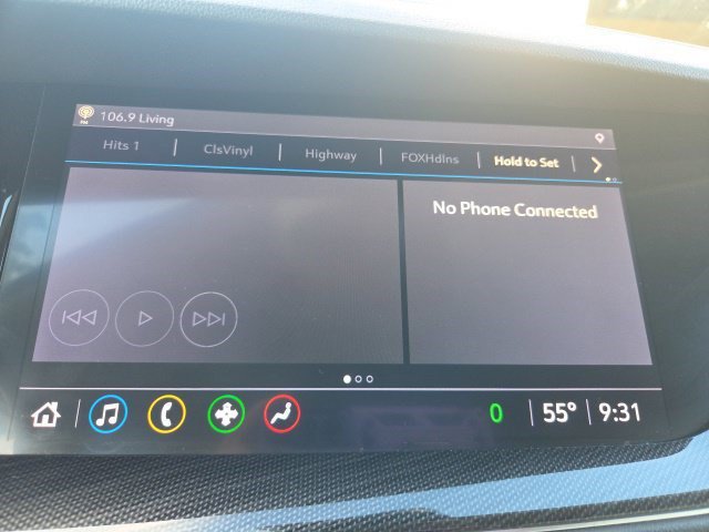 Used 2021 Buick Envision Essence FWD image 23