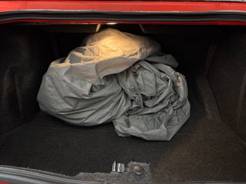 Used 2016 Dodge Challenger SRT Hellcat image 32