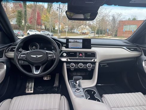 Used 2023 Genesis G70 3.3T w/ Sport Advanced Package image 28