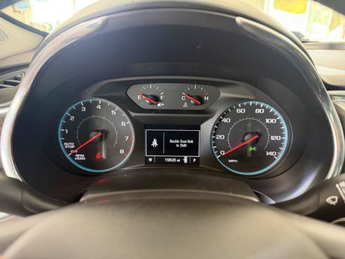 Used 2021 Chevrolet Malibu LT FWD image 13