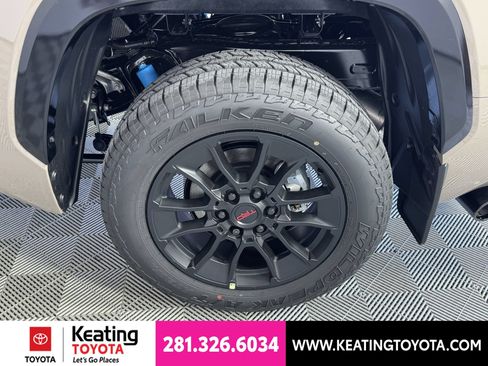 New 2026 Toyota Tundra Limited AWD/4WD image 15