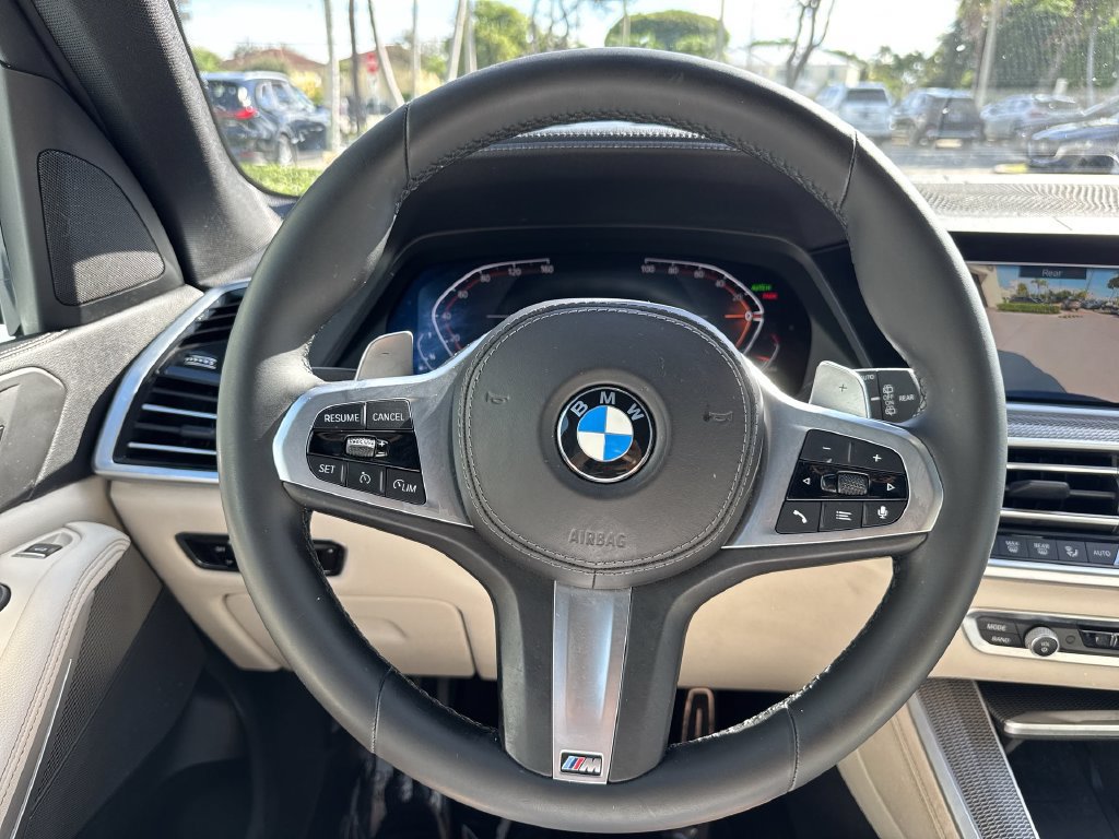Used 2022 BMW X5 sDrive40i w/ M Sport Package RWD image 48