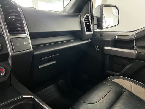 Used 2019 Ford F150 XLT w/ Equipment Group 302A Luxury AWD/4WD image 20