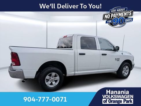 Used 2023 RAM 1500 Classic SLT w/ Electronics Group AWD/4WD image 3