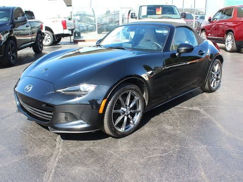 Used 2016 MAZDA MX-5 Miata Grand Touring image 4