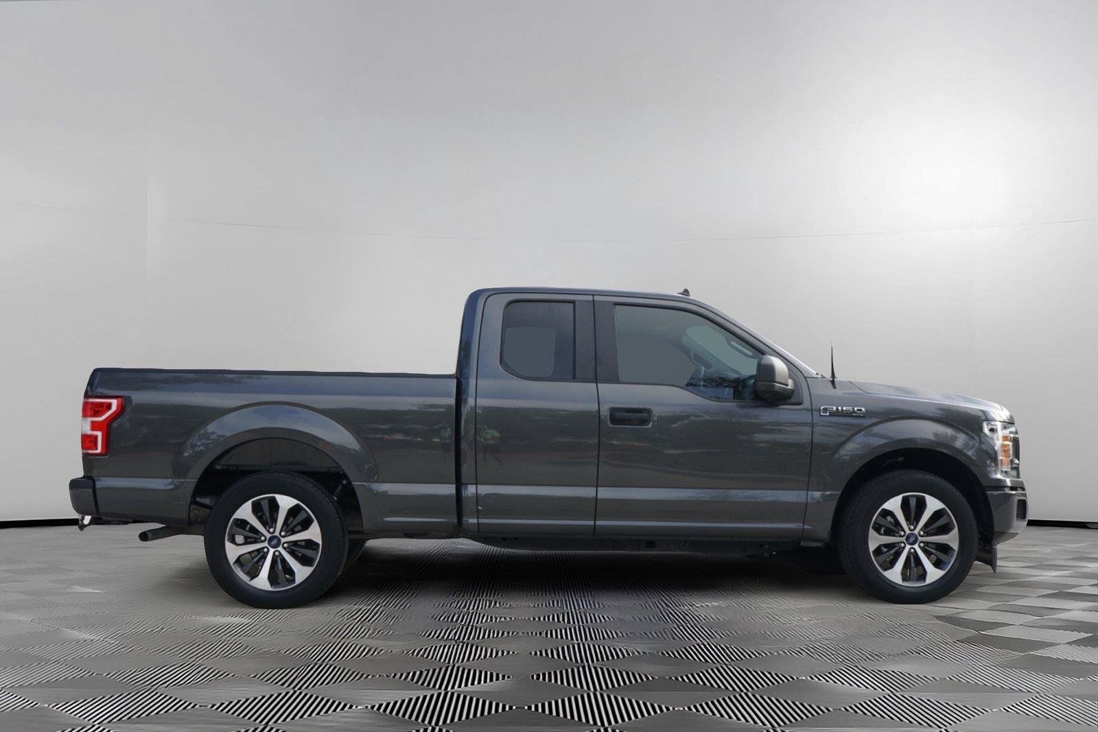 Used 2020 Ford F150 XL w/ Equipment Group 101A Mid RWD image 4