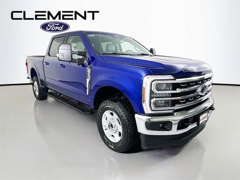 New 2026 Ford F250 XLT w/ XLT Premium Package image 3