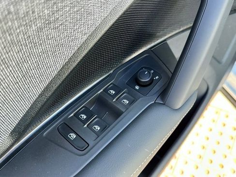 New 2026 Volkswagen Tiguan S image 11