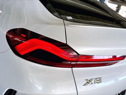 Used 2020 BMW X6 sDrive40i w/ Premium Package image 28