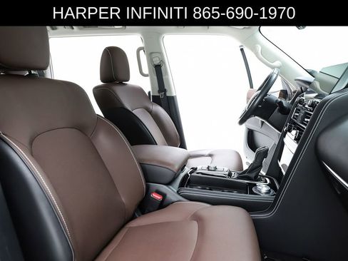 Used 2024 INFINITI QX80 Premium Select w/ Cargo Package image 38