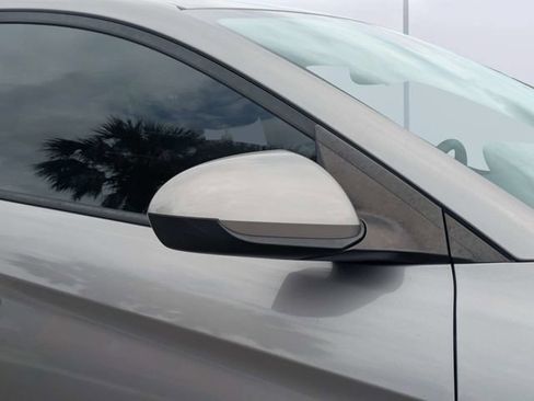 Used 2020 Hyundai Elantra SEL w/ Cargo Package (C1) FWD image 10
