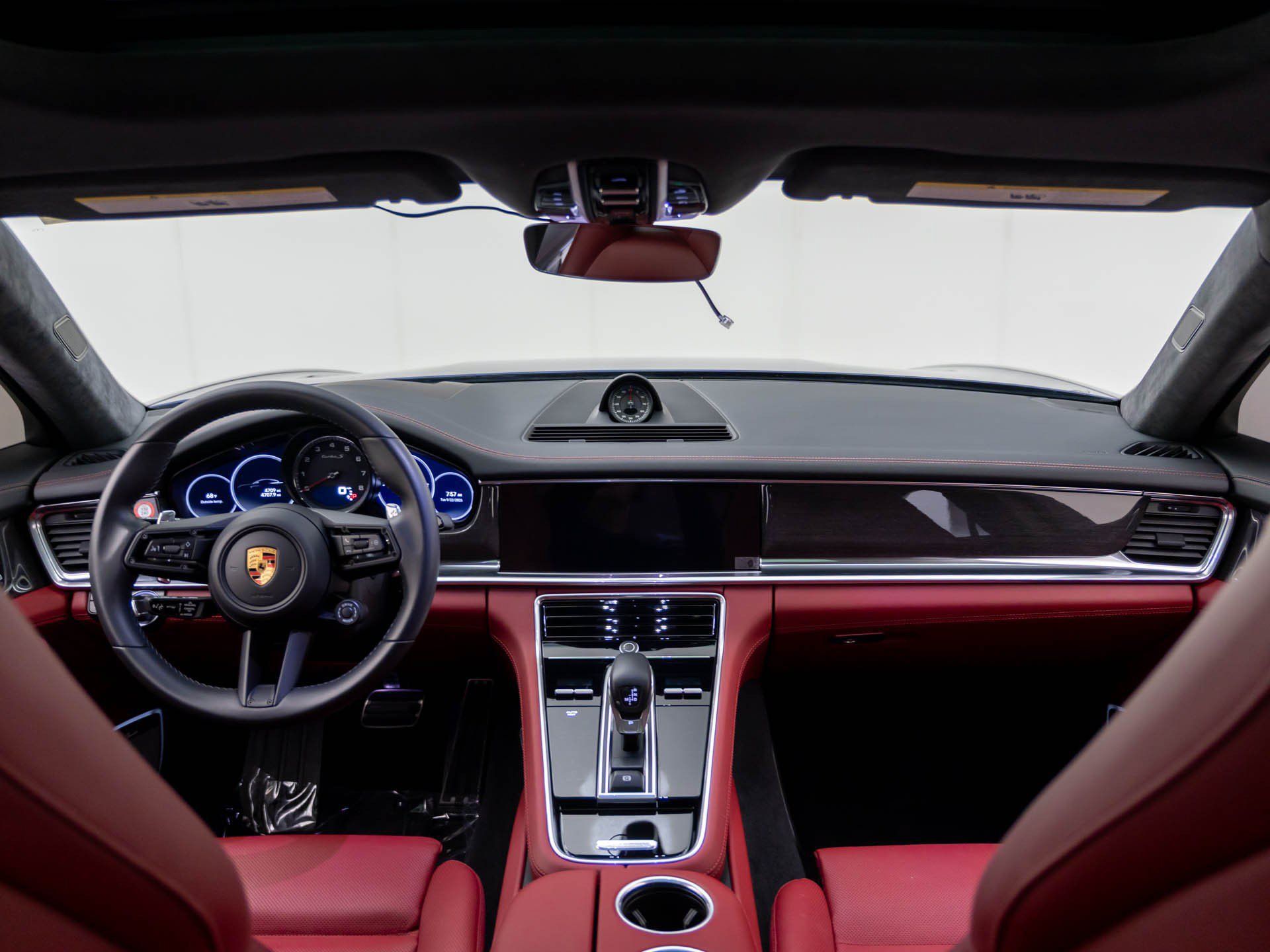 Certified 2023 Porsche Panamera Turbo S Executive AWD/4WD image 11