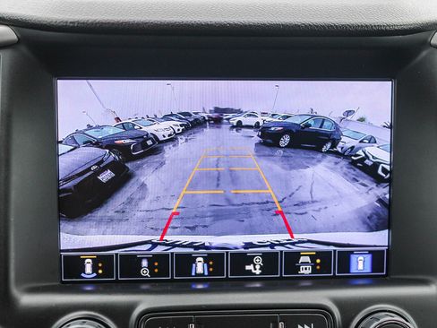 Used 2022 GMC Terrain AT4 w/ Tech Package image 25