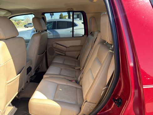 Used 2006 Ford Explorer Eddie Bauer AWD/4WD image 3
