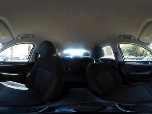 Used 2025 Kia K5 LXS FWD image 43