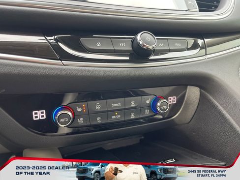Used 2023 Buick Enclave Premium w/ Experience Buick Package image 31