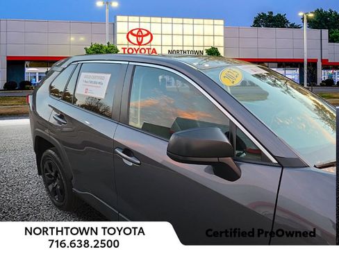 Used 2023 Toyota RAV4 LE image 3