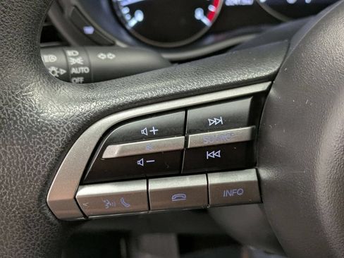 Used 2023 MAZDA CX-30 AWD 2.5 S image 17