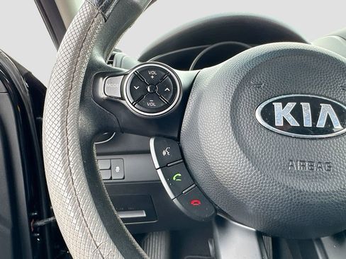 Used 2016 Kia Soul image 27