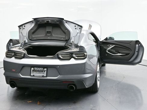 Used 2019 Chevrolet Camaro LT w/ RS Package image 37