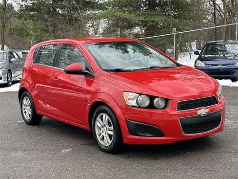 Used 2012 Chevrolet Sonic LT image 18
