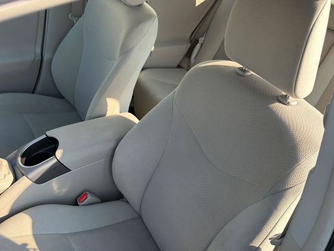 Used 2015 Toyota Prius Three FWD image 27