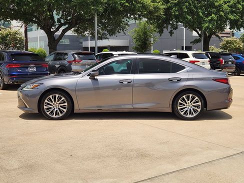 Used 2019 Lexus ES 350 w/ Premium Package FWD image 4