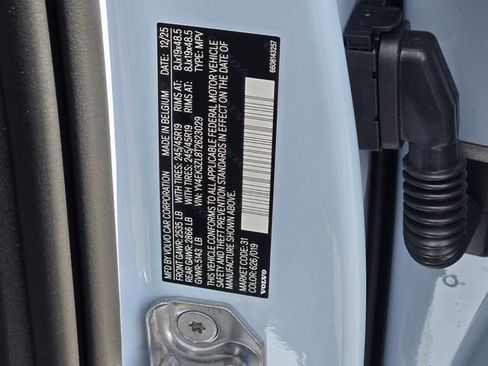 New 2026 Volvo EX30 Ultra w/ Protection Package image 17