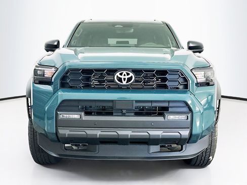 Used 2026 Toyota 4Runner TRD Off-Road Premium AWD/4WD image 2