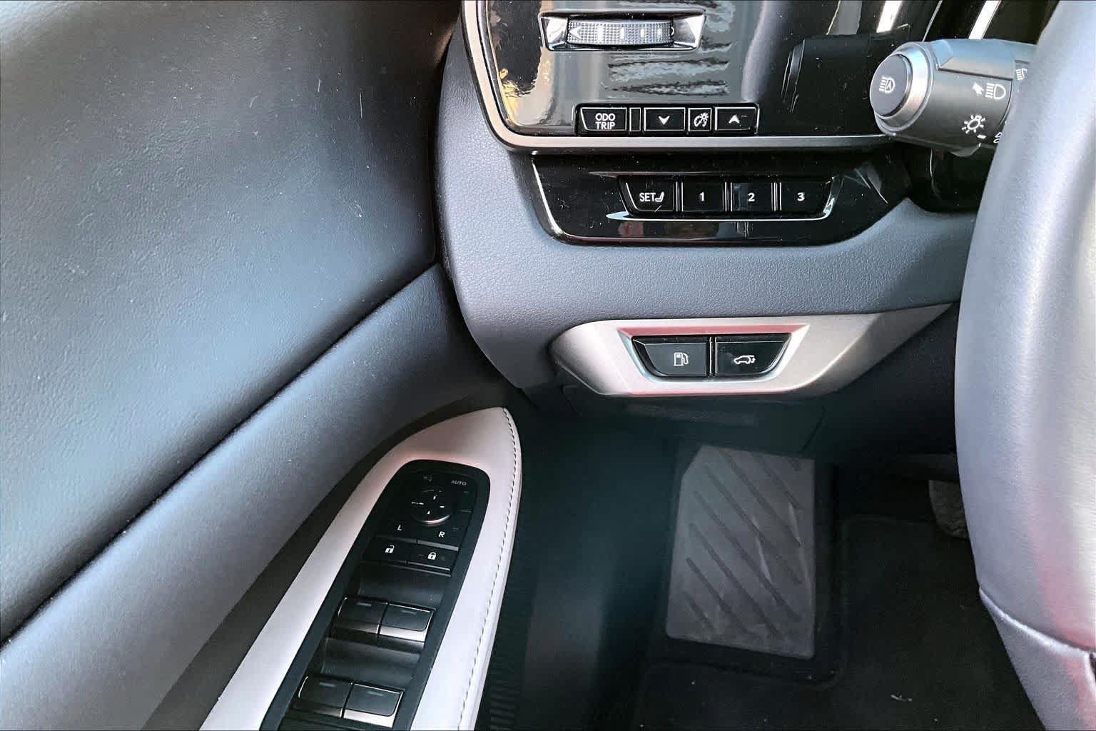 Used 2025 Lexus RX 350 Premium FWD image 82