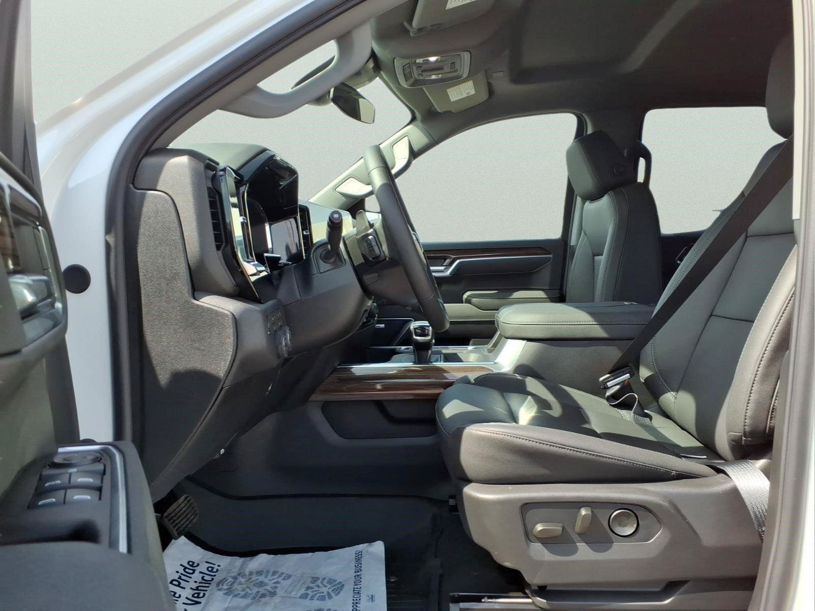 New 2026 Chevrolet Silverado 1500 RST w/ RST All Star Premium Package AWD/4WD image 14