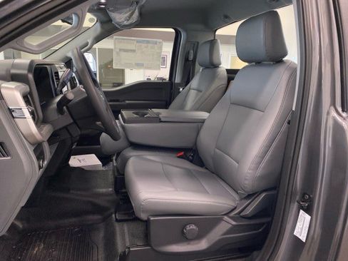 New 2026 Ford F550 4x4 Regular Cab Super Duty image 11