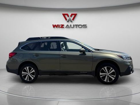 Used 2018 Subaru Outback 2.5i Limited AWD/4WD image 6