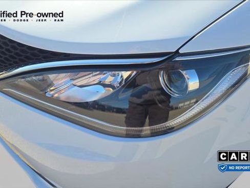 Certified 2018 Chrysler Pacifica Touring-L FWD image 20