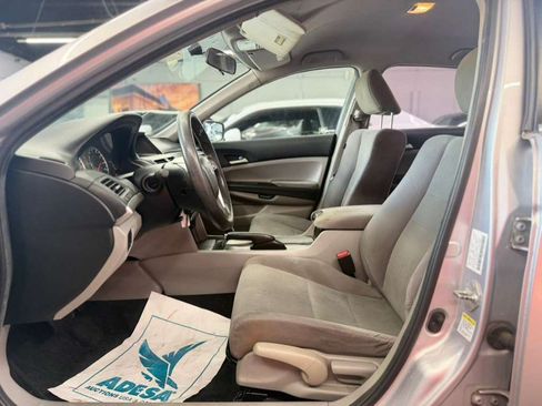Used 2011 Honda Accord LX image 23