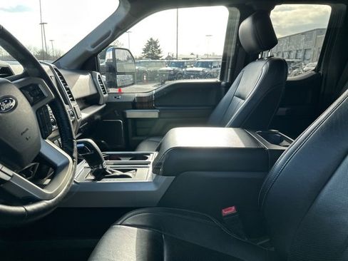 Used 2019 Ford F150 Lariat w/ Equipment Group 502A Luxury image 7