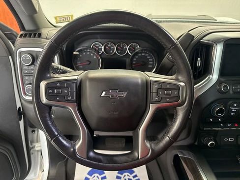 Used 2021 Chevrolet Silverado 1500 RST w/ Z71 Off-Road Package AWD/4WD image 26