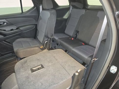 Used 2024 Chevrolet Traverse LT w/ LPO, Floor Liner Package AWD/4WD image 19
